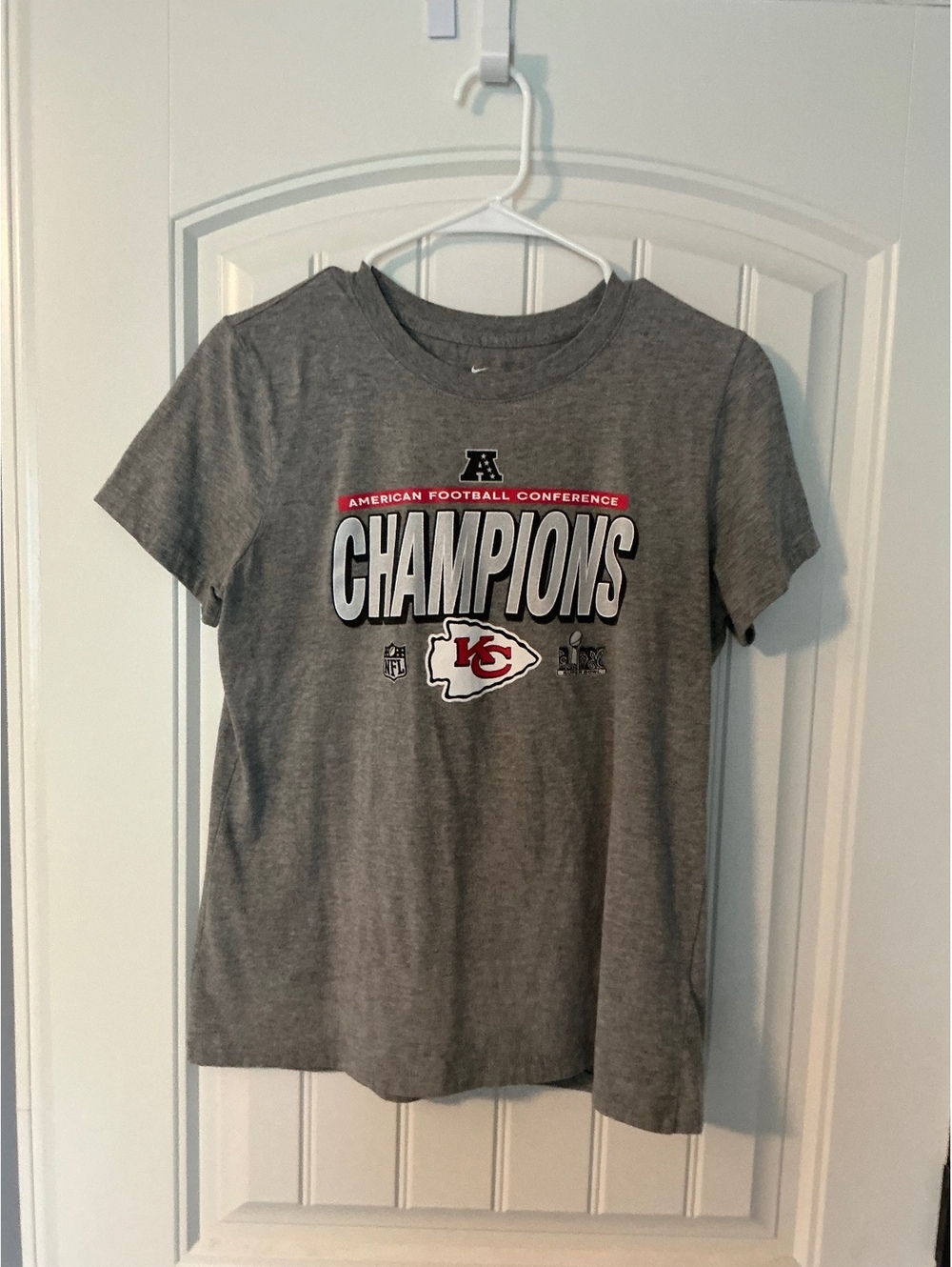 Nike Kansas City Chiefs TShirt size Medium